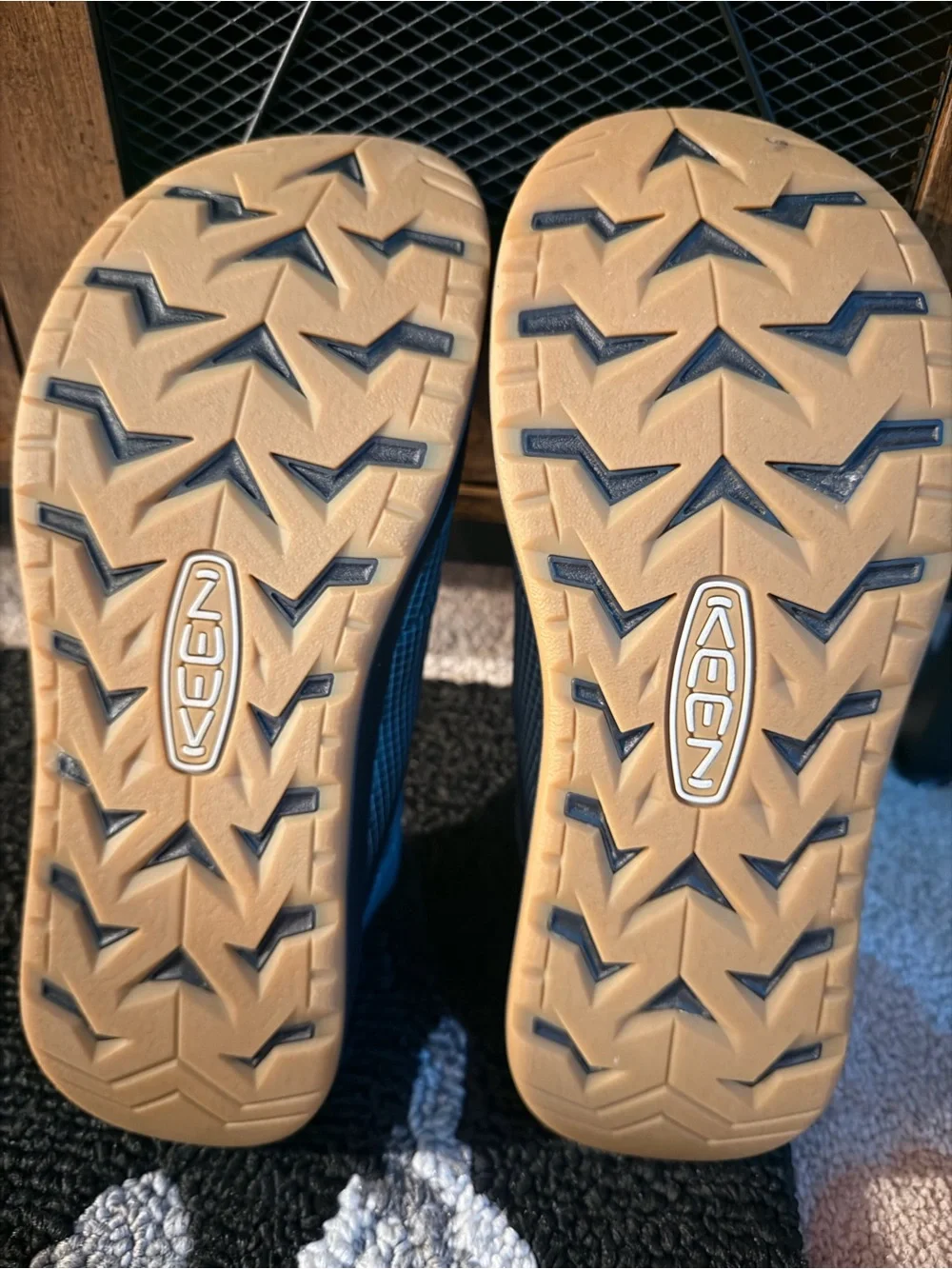 NWB KEEN Women's Whyser Slip-On Shoes Size 10